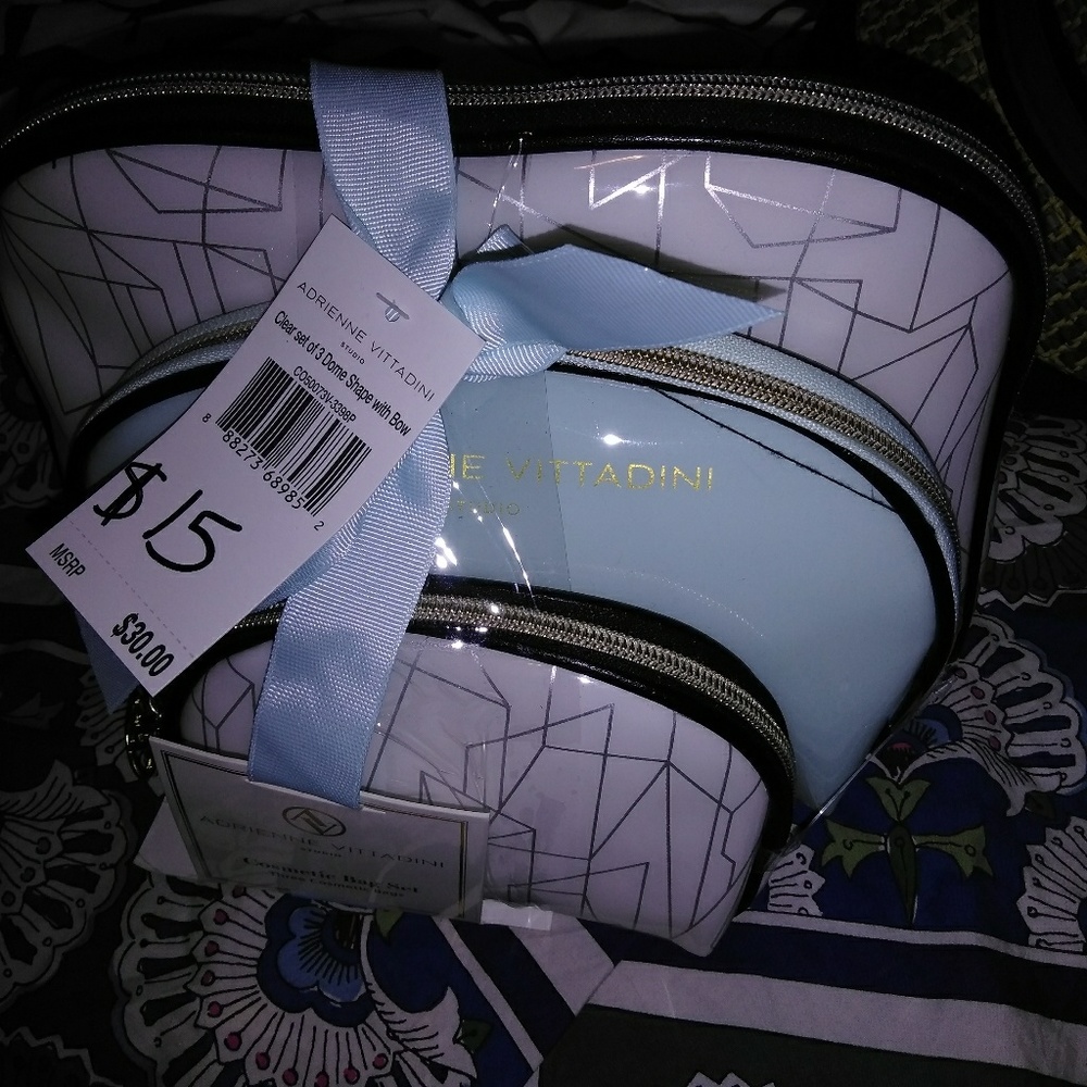 Cosmetic bag